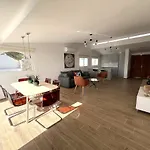 Villa Stone