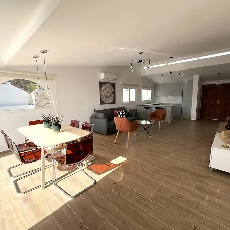 Villa Stone